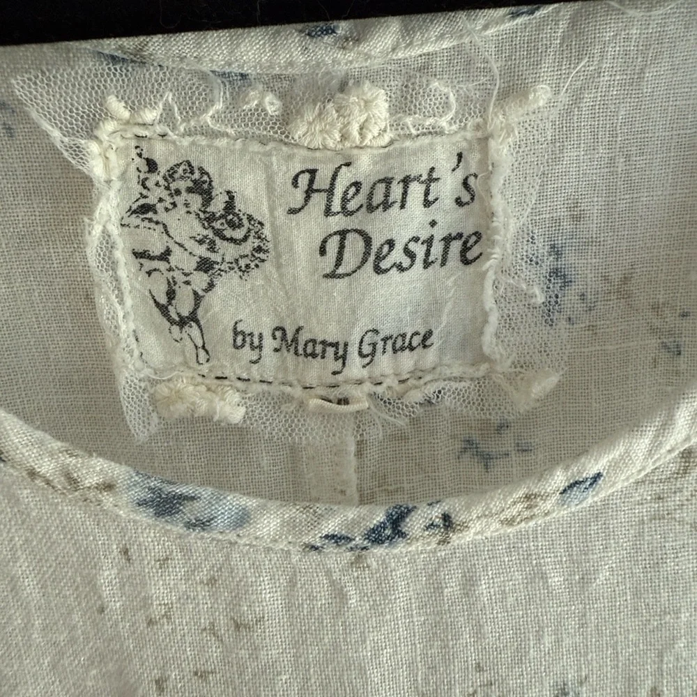 Chic White Floral High Low Dress for all the Country Living fans. - Picture 3 of 7